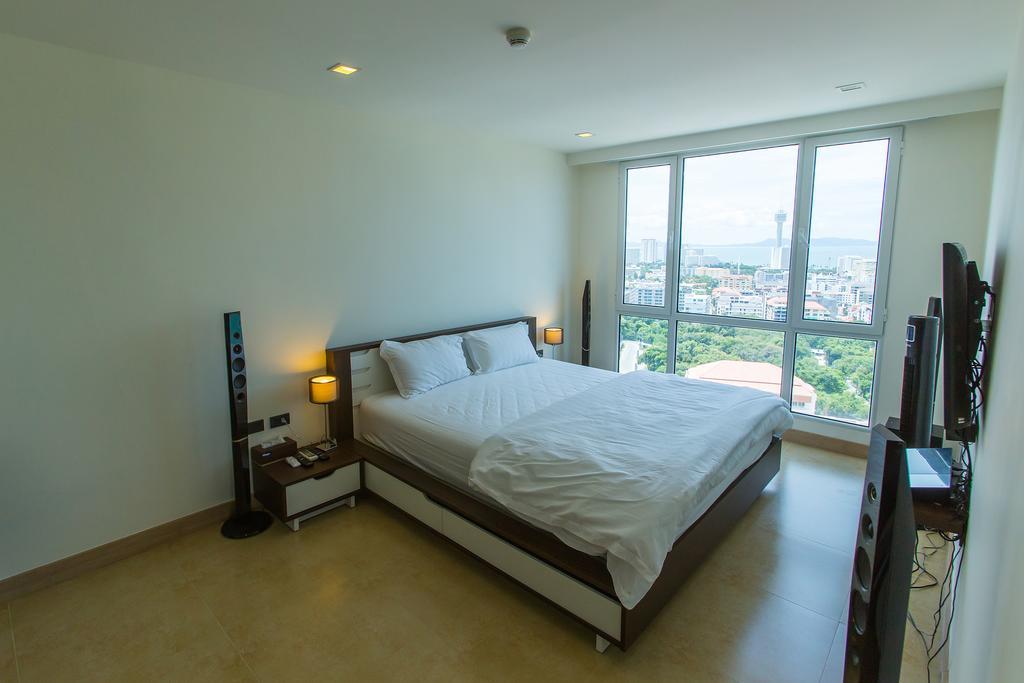 The Cliff Residence Condo Pattaya Kamer foto