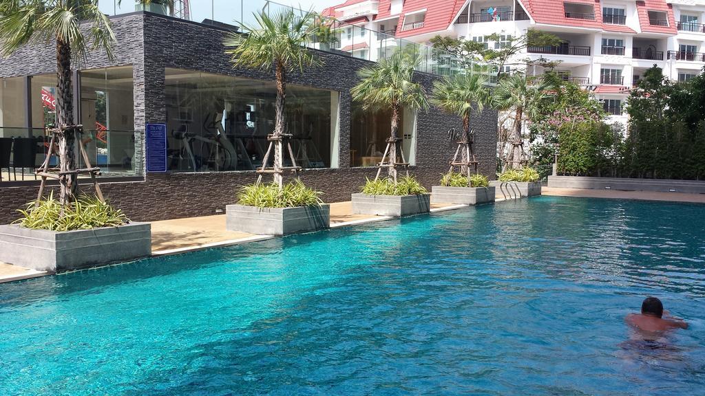 The Cliff Residence Condo Pattaya Buitenkant foto